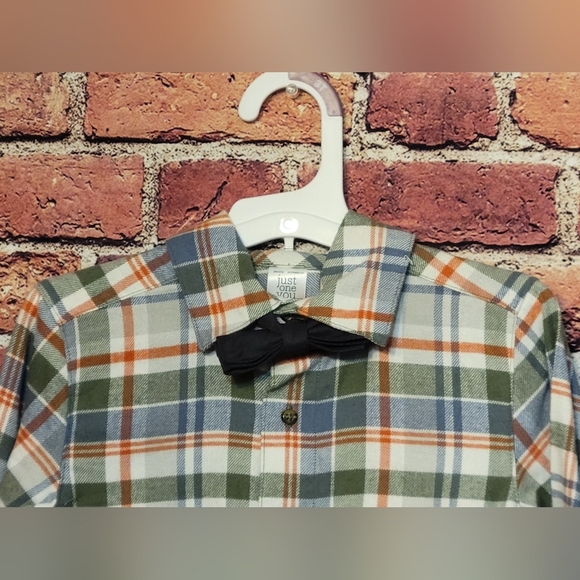 Carters 2 Piece Boys Plaid Outfit - Picture 3 of 7